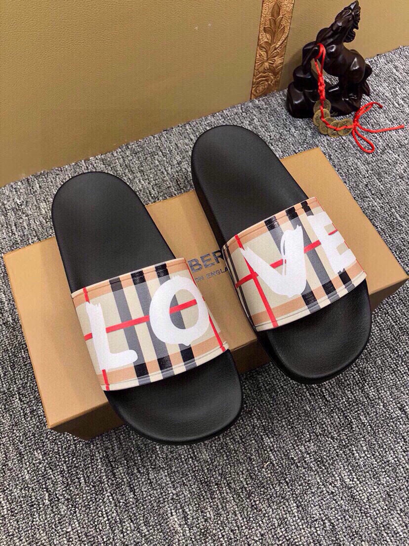 535ZR257ZDE Stylish Slippers