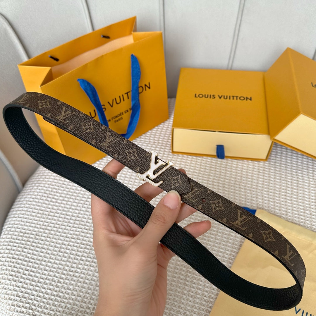 14E61PDE Stylish  High quality belt With full package