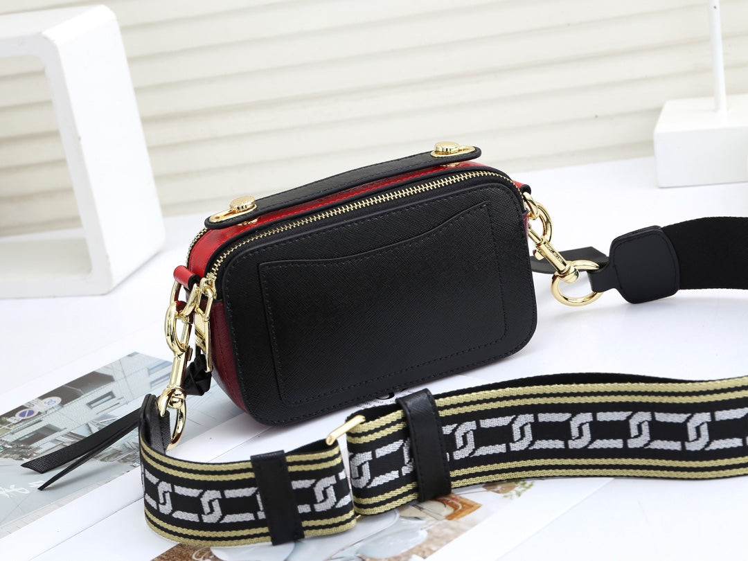 1XA31BDE Stylish leather bag 