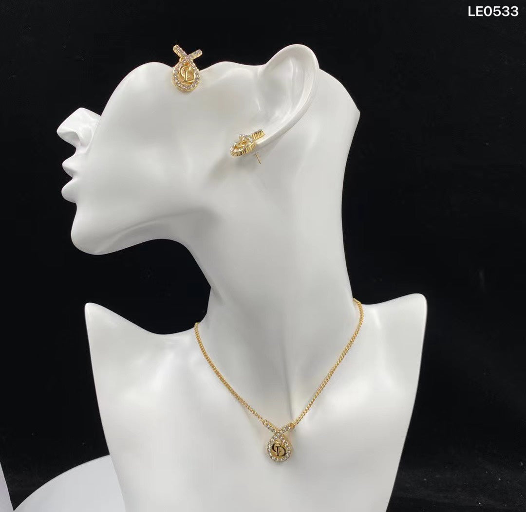 1YD204XDE Stylish  Earring Bracelets Necklaces