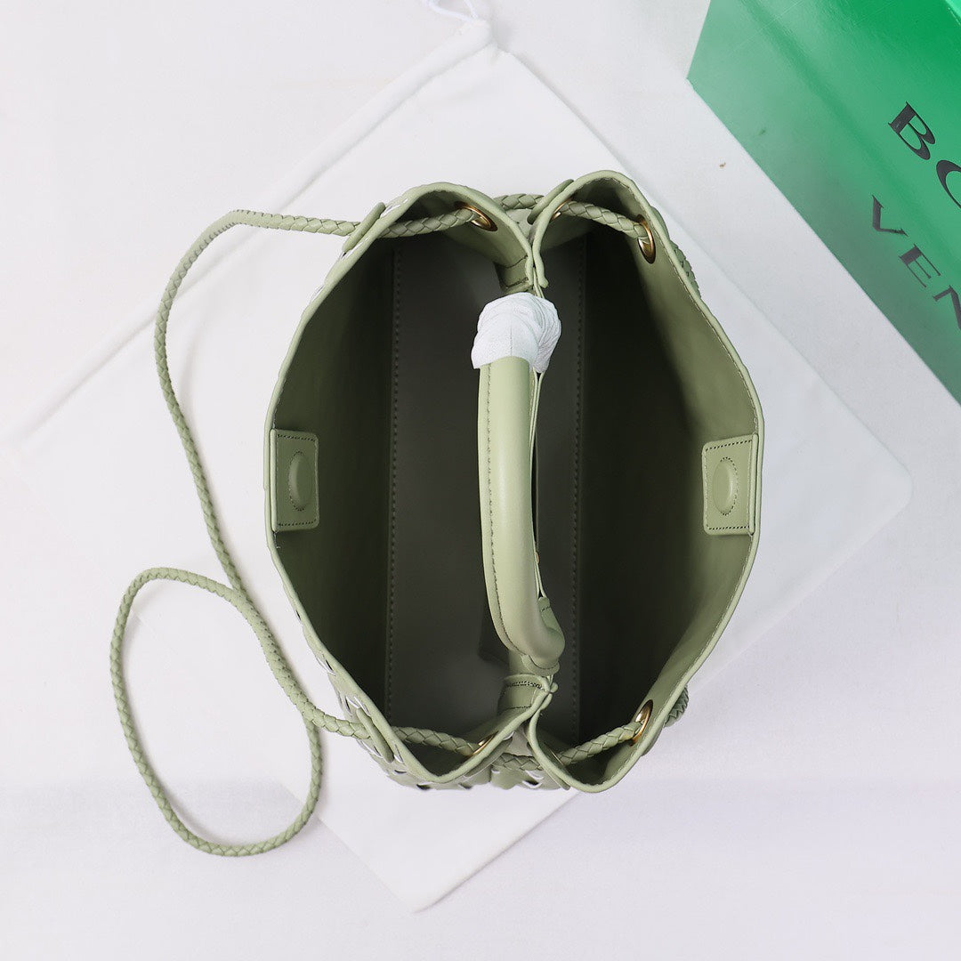 1XA81BDE Stylish leather bag