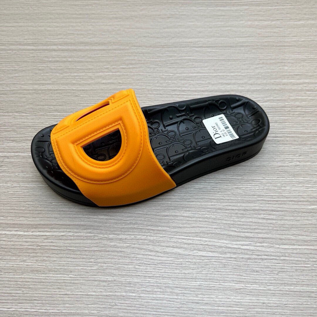 535ZD280ZDE Stylish Slippers