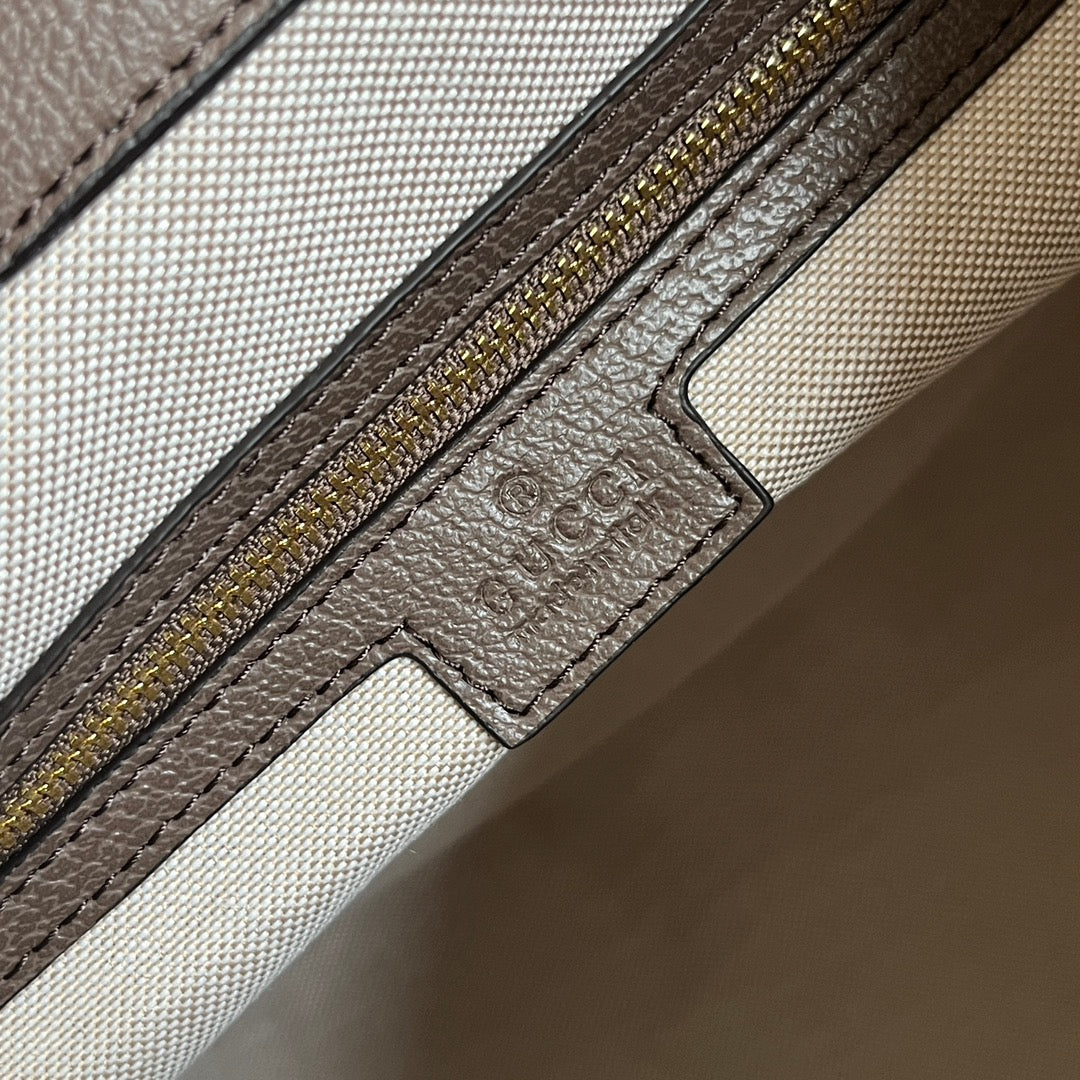 2XB266BDE Stylish leather bag 