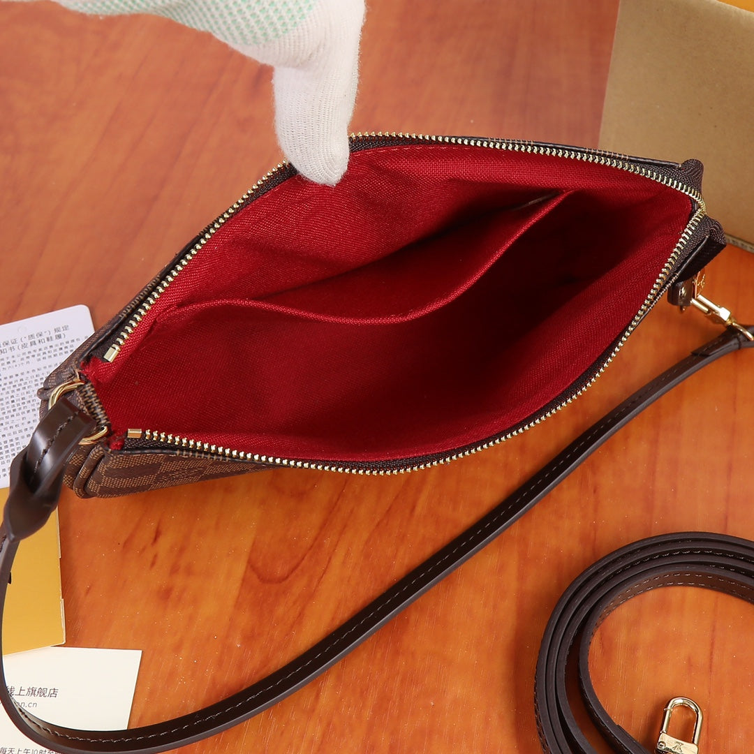 XE17BDE Stylish leather bag 