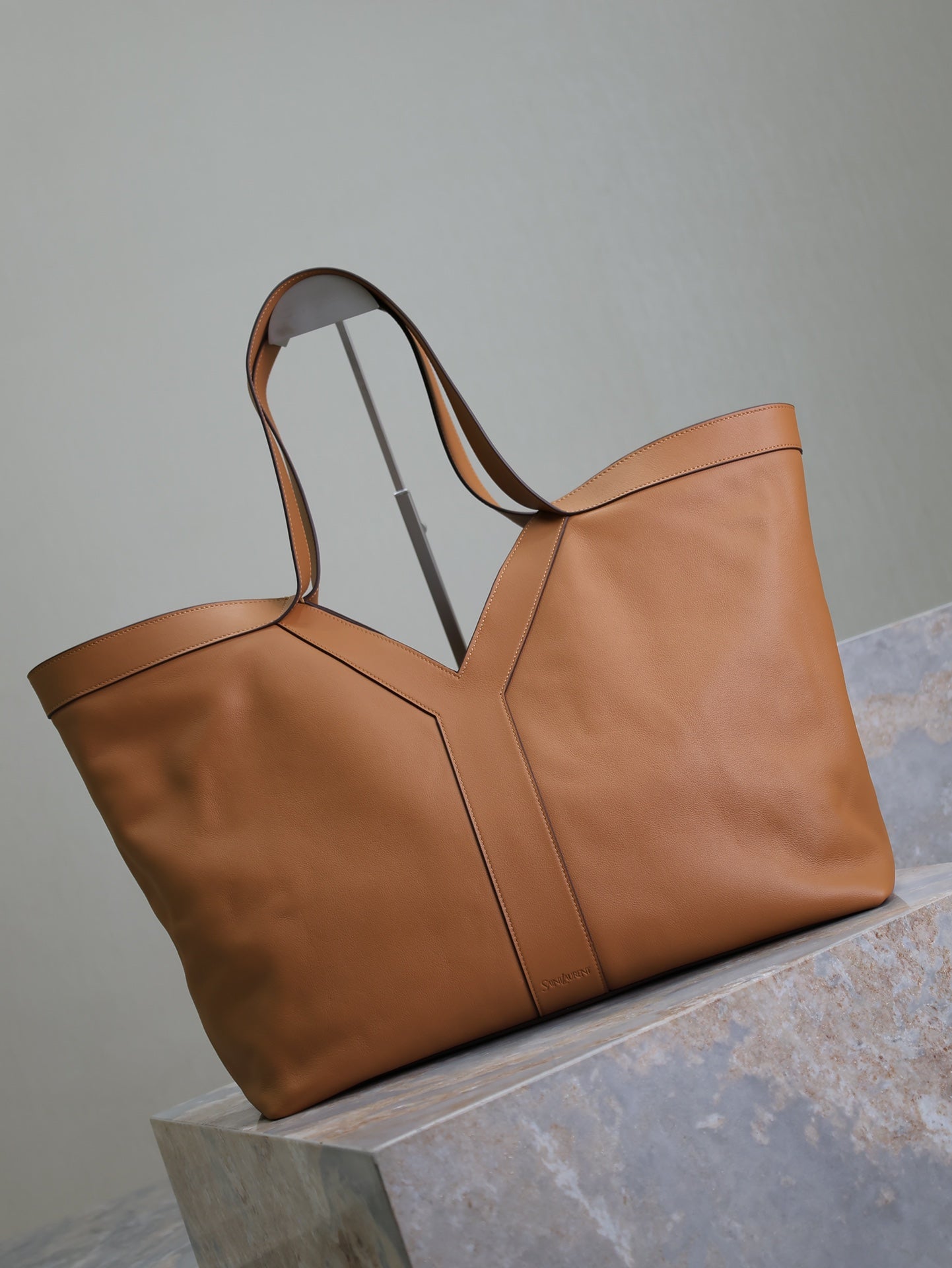 1XSL85BDE Stylish leather bag