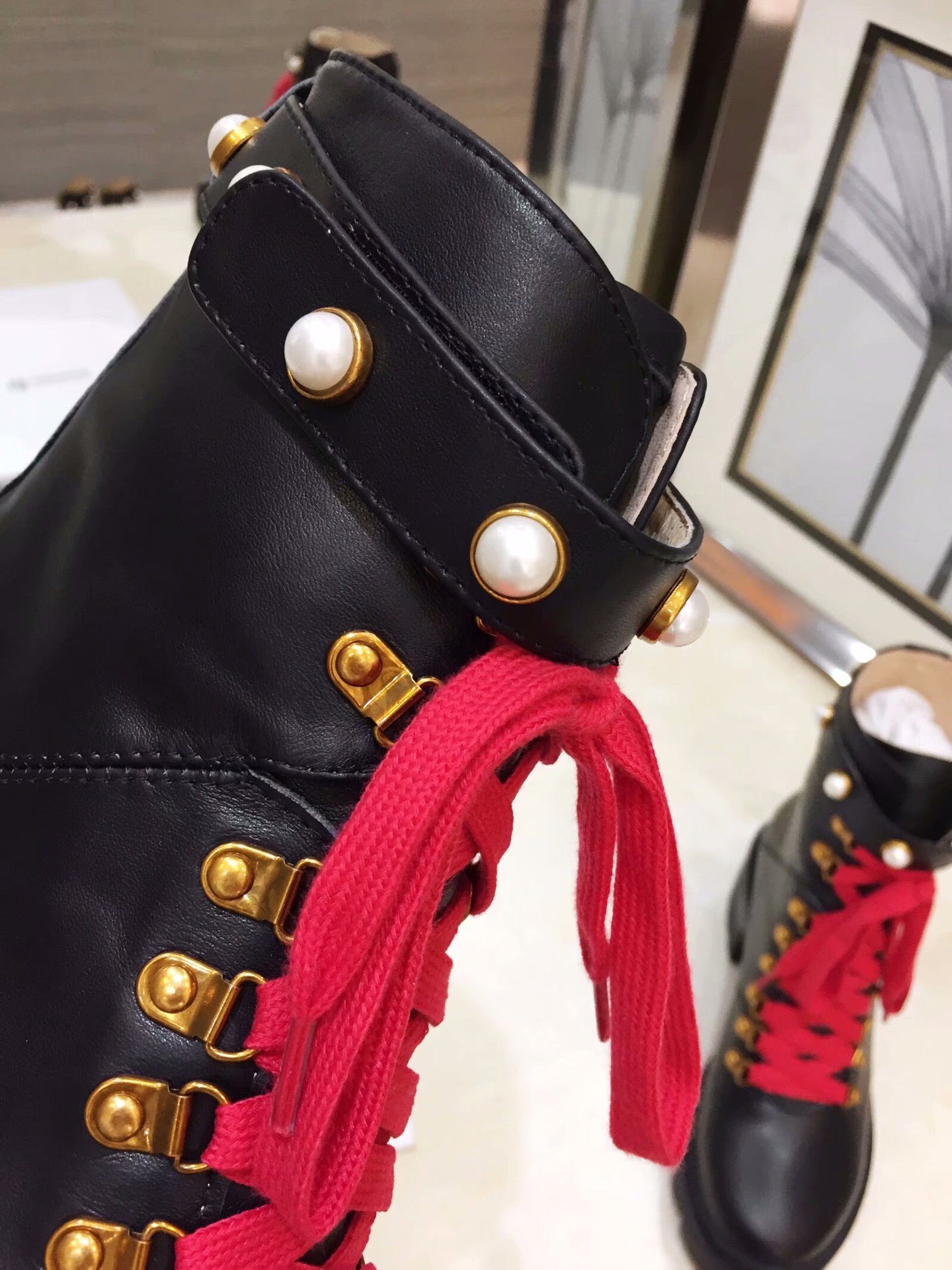 2XB202ZDE Stylish leather boot (top layer leather lining)