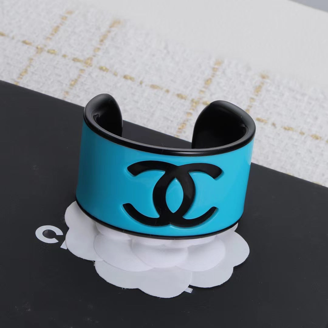 84C9kDE Stylish Bracelets