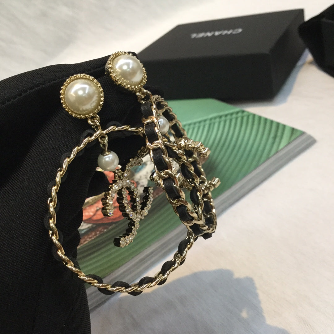 1NC156EDE Stylish Earrings