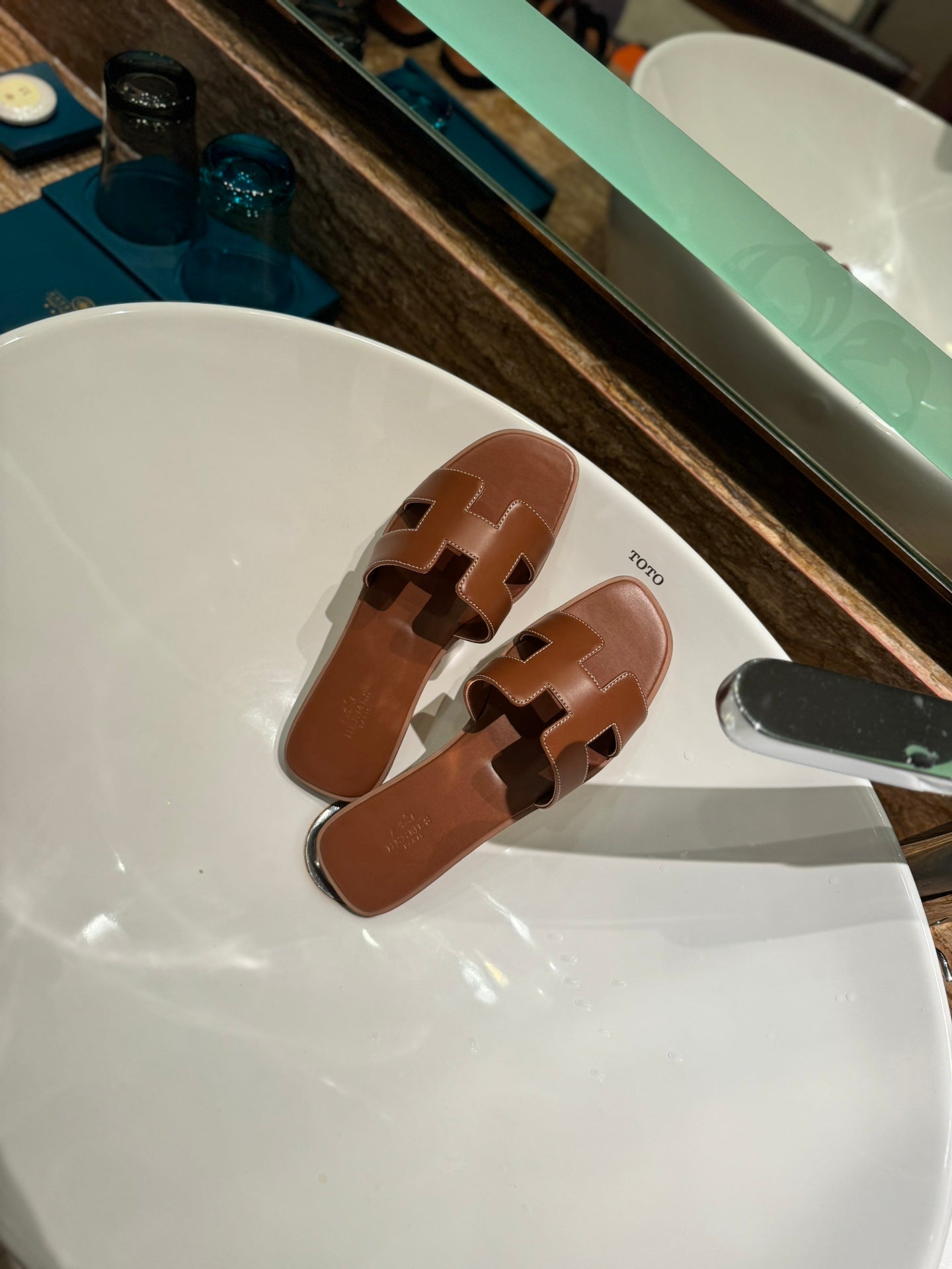 1ZH233ZDE Stylish Slippers