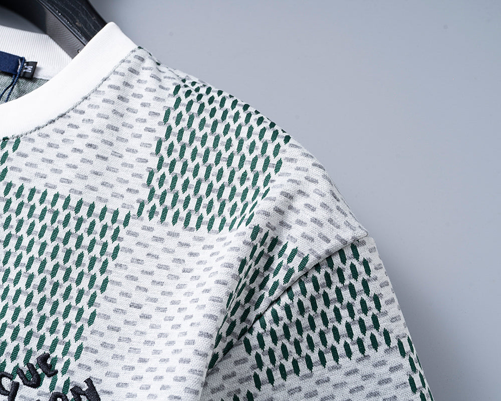 135RE120UDE Stylish shirt and shorts set