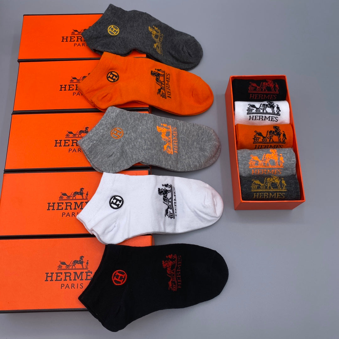 235QH55SDE Stylish socks(5 pairs )