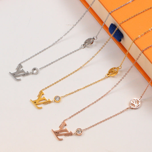 2E1XDE Stylish Necklaces