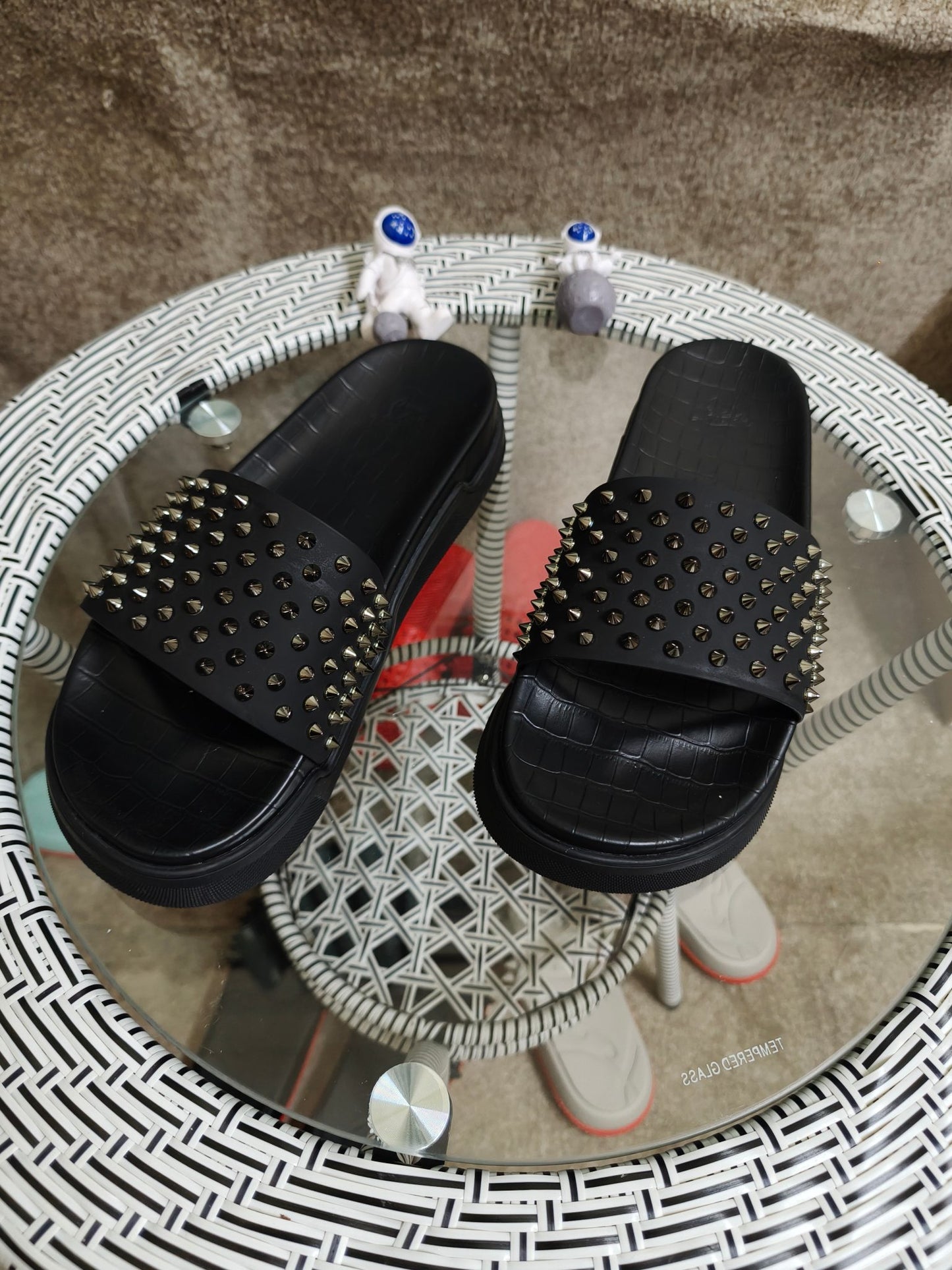 J4A14ZDE Stylish Slippers