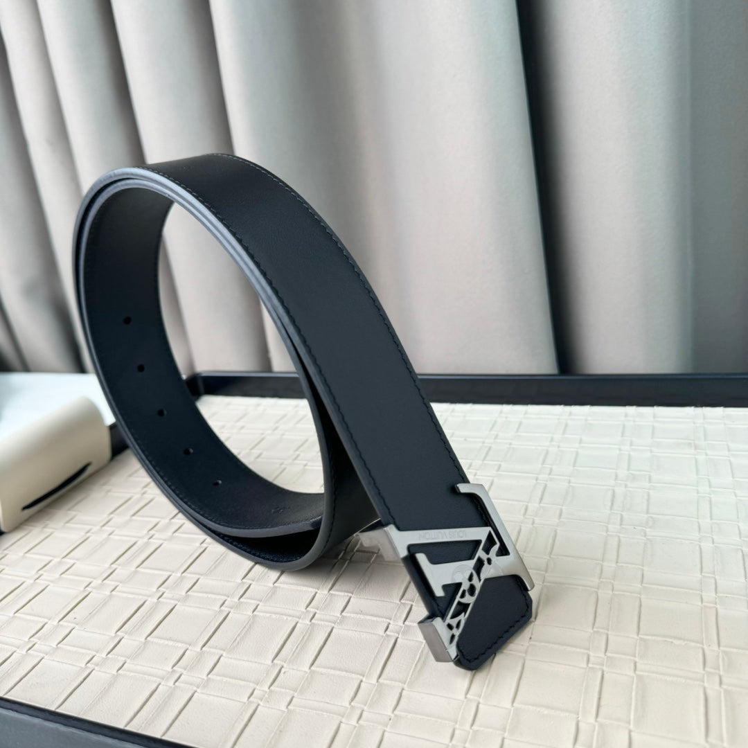 14E26PDE Stylish  High quality belt With full package