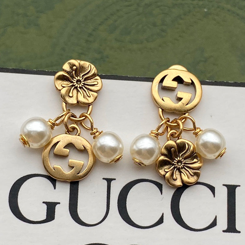 1YB327EDE Stylish Earrings