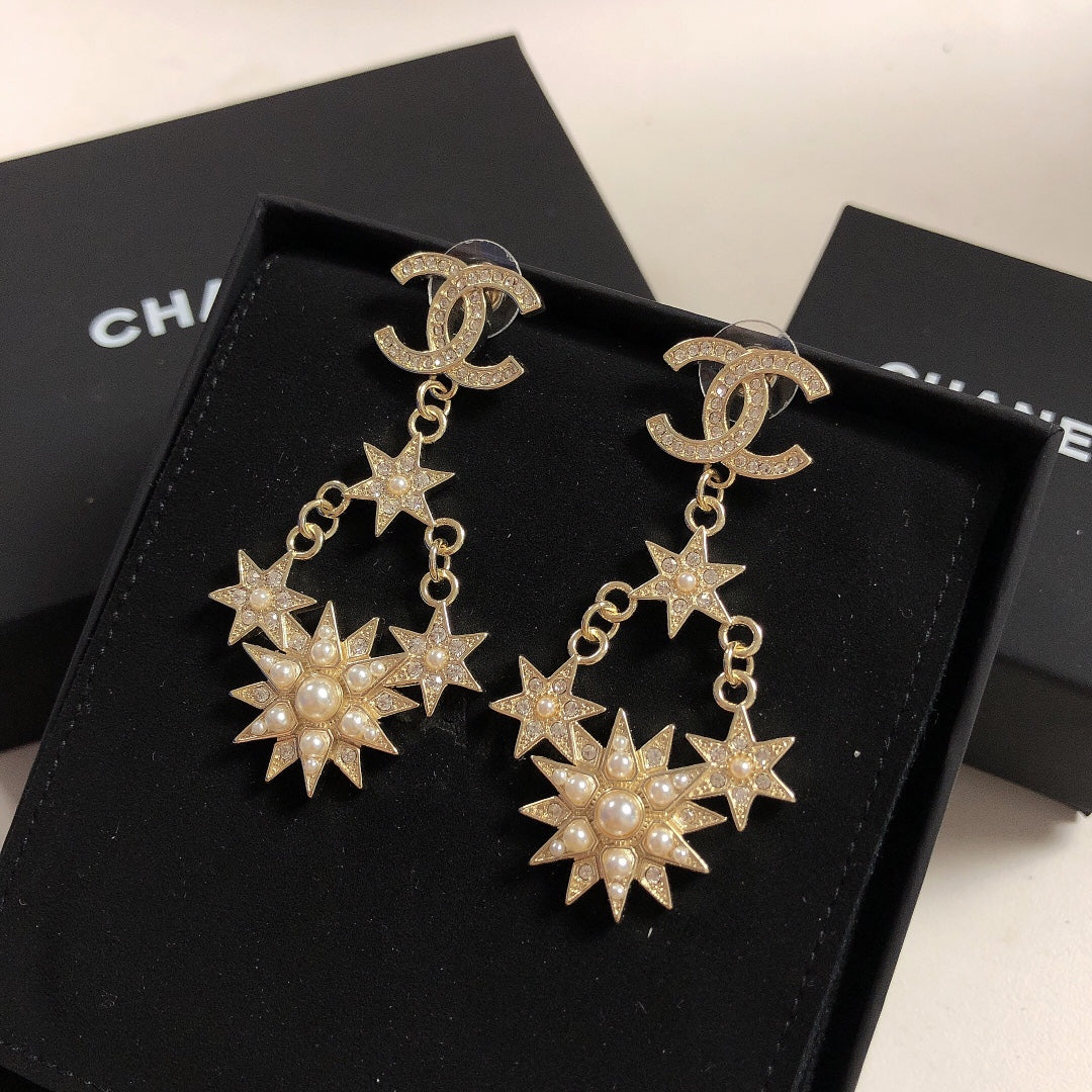1YC159EDE Stylish Earrings