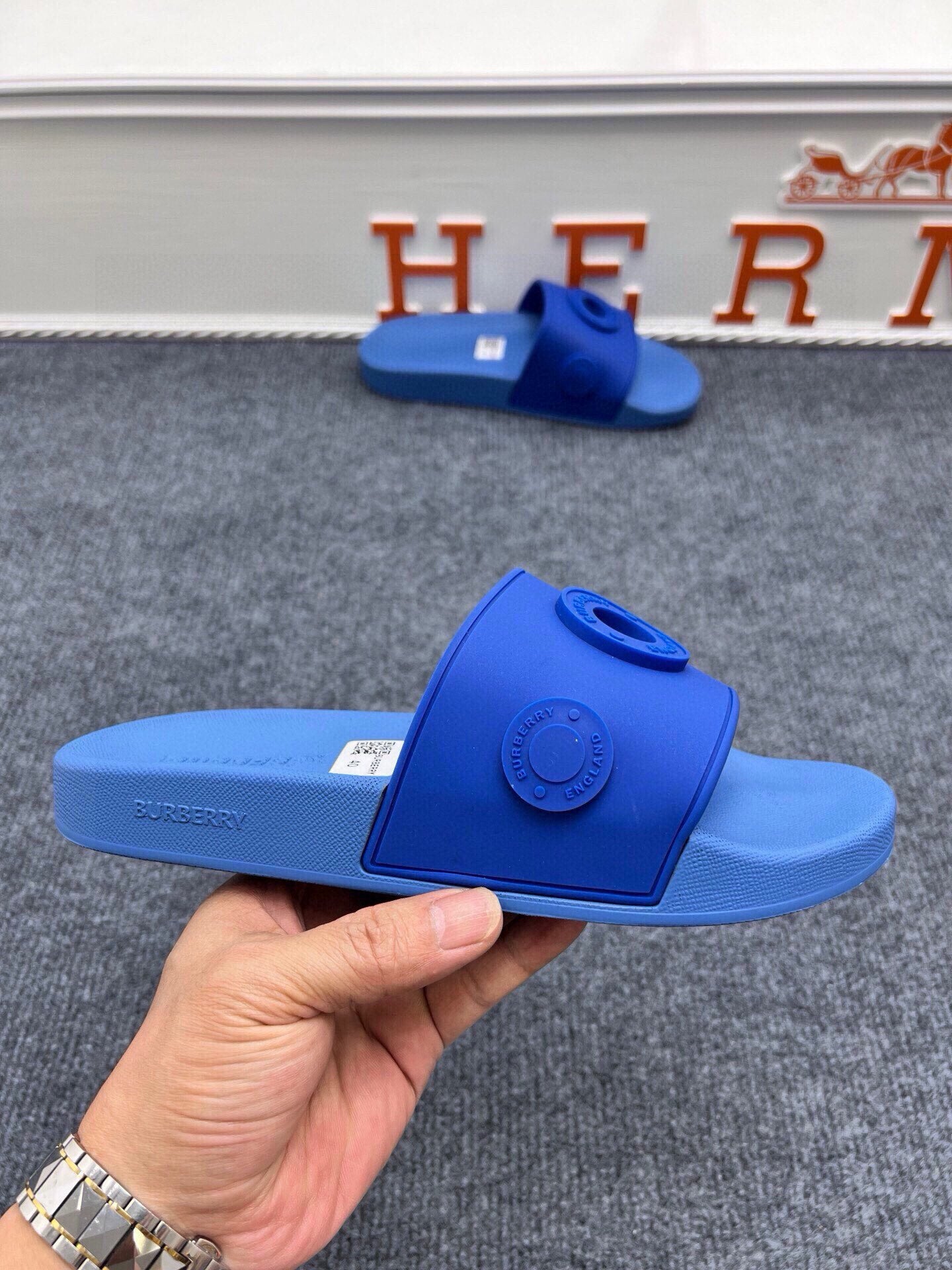 535ZR252ZDE Stylish Slippers