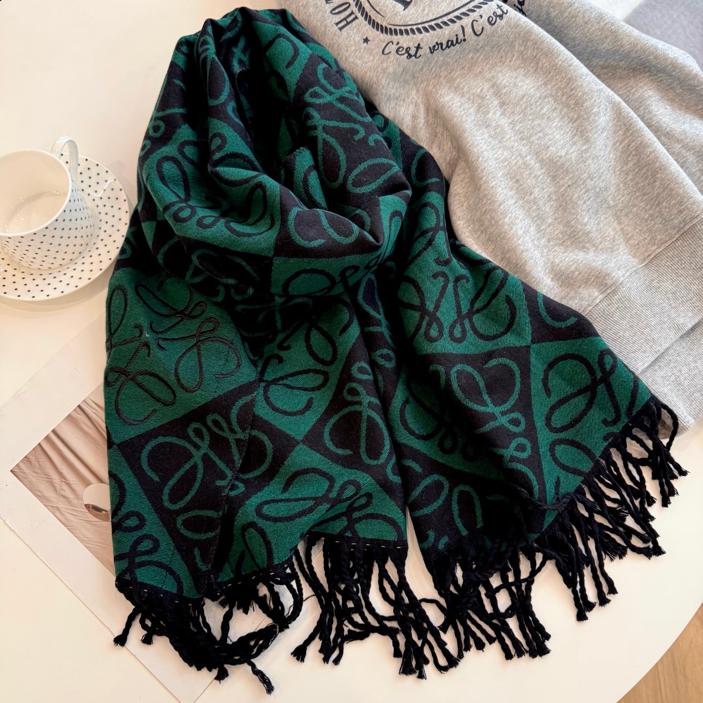 185ZA44WDE Stylish Winter Scarves