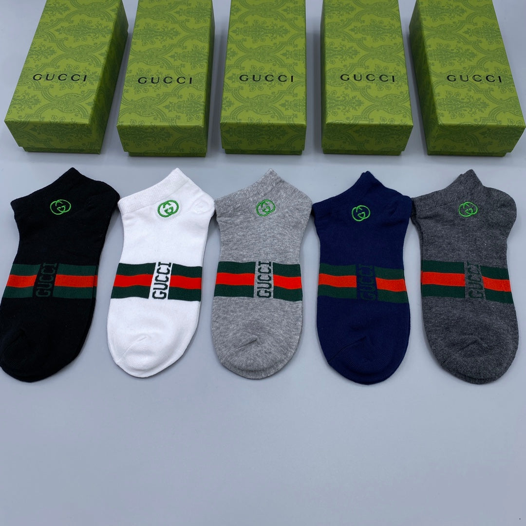 135RB2SDE Stylish socks（5 pairs）