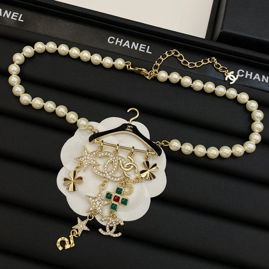 14C989XDE Stylish Necklaces