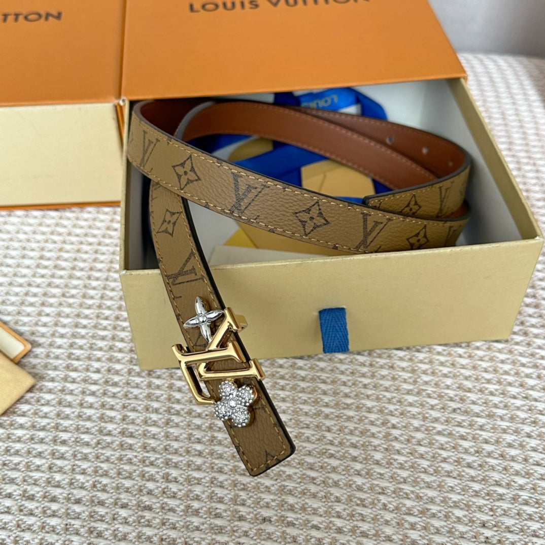 14E146PDE Stylish  High quality belt With full package