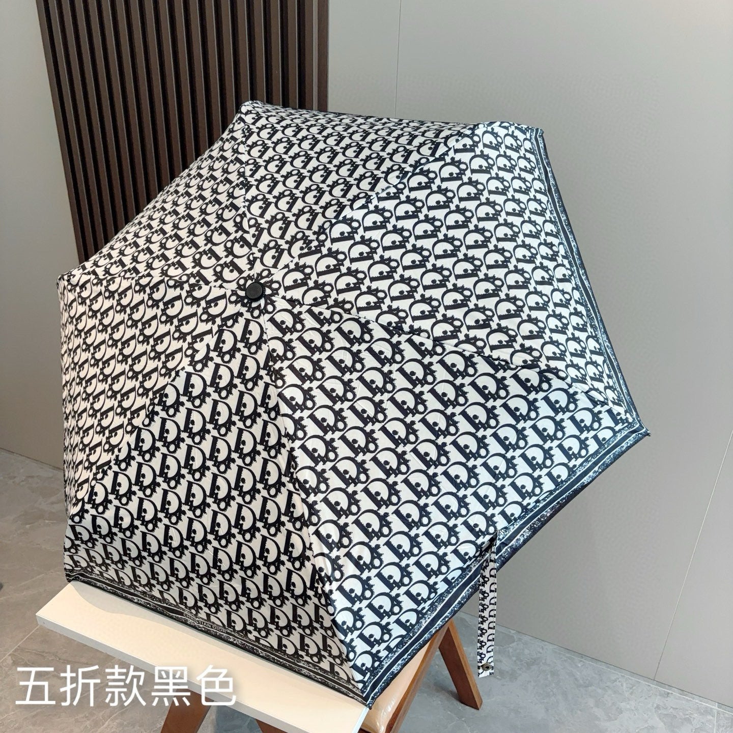15RD115SDE Stylish UV resistant umbrella