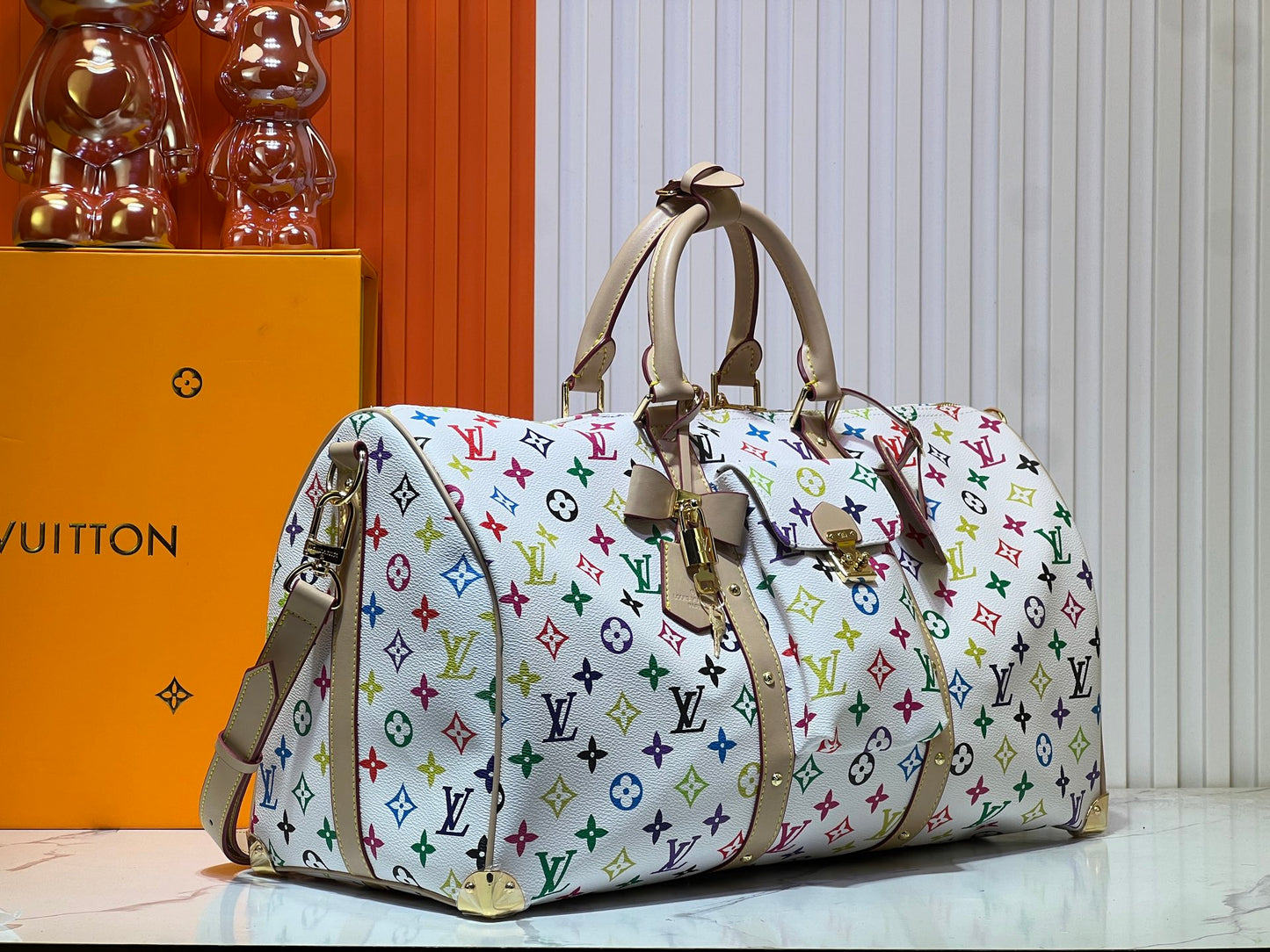 155XE14BDE Stylish Luggage bags )