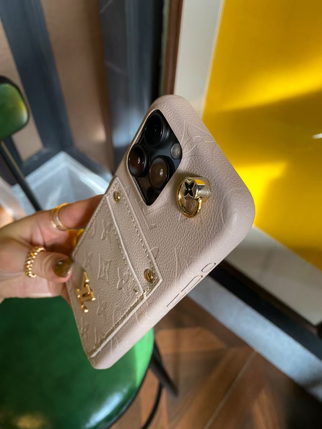 165RE51ADE Stylish Phone Case