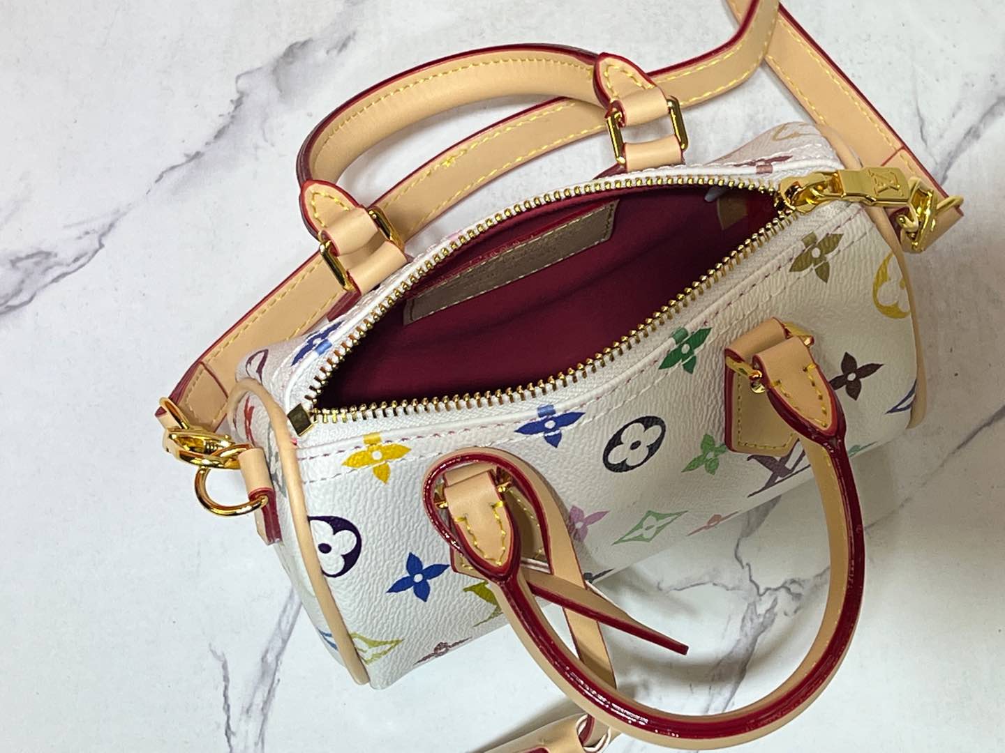 1WE99BDE Stylish leather bag