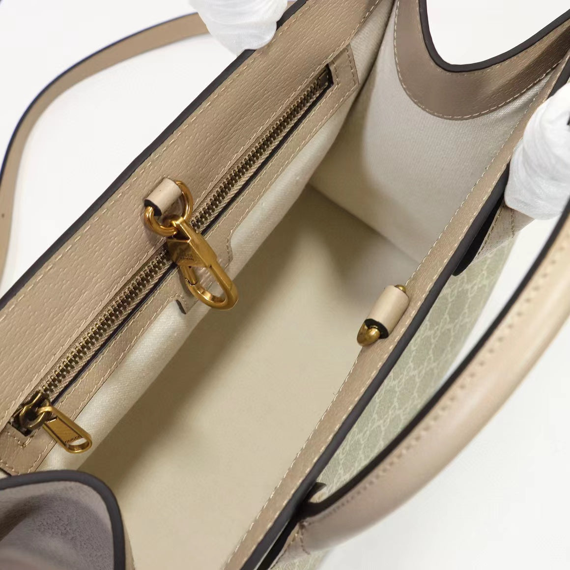 2XB116BDE Stylish leather bag 