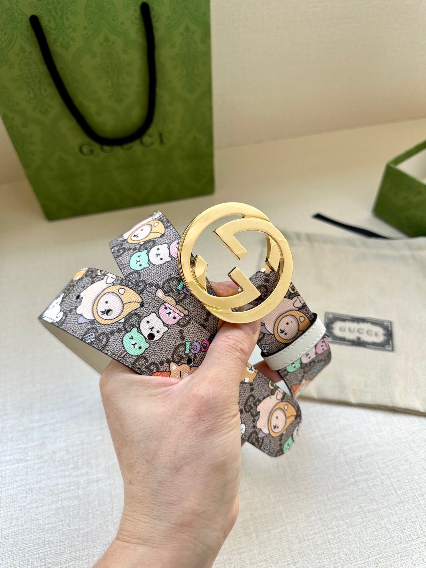 155RB208PDE Stylish  High quality belt With full package