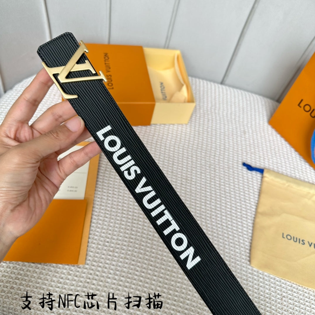 14E57PDE Stylish  High quality belt With full package