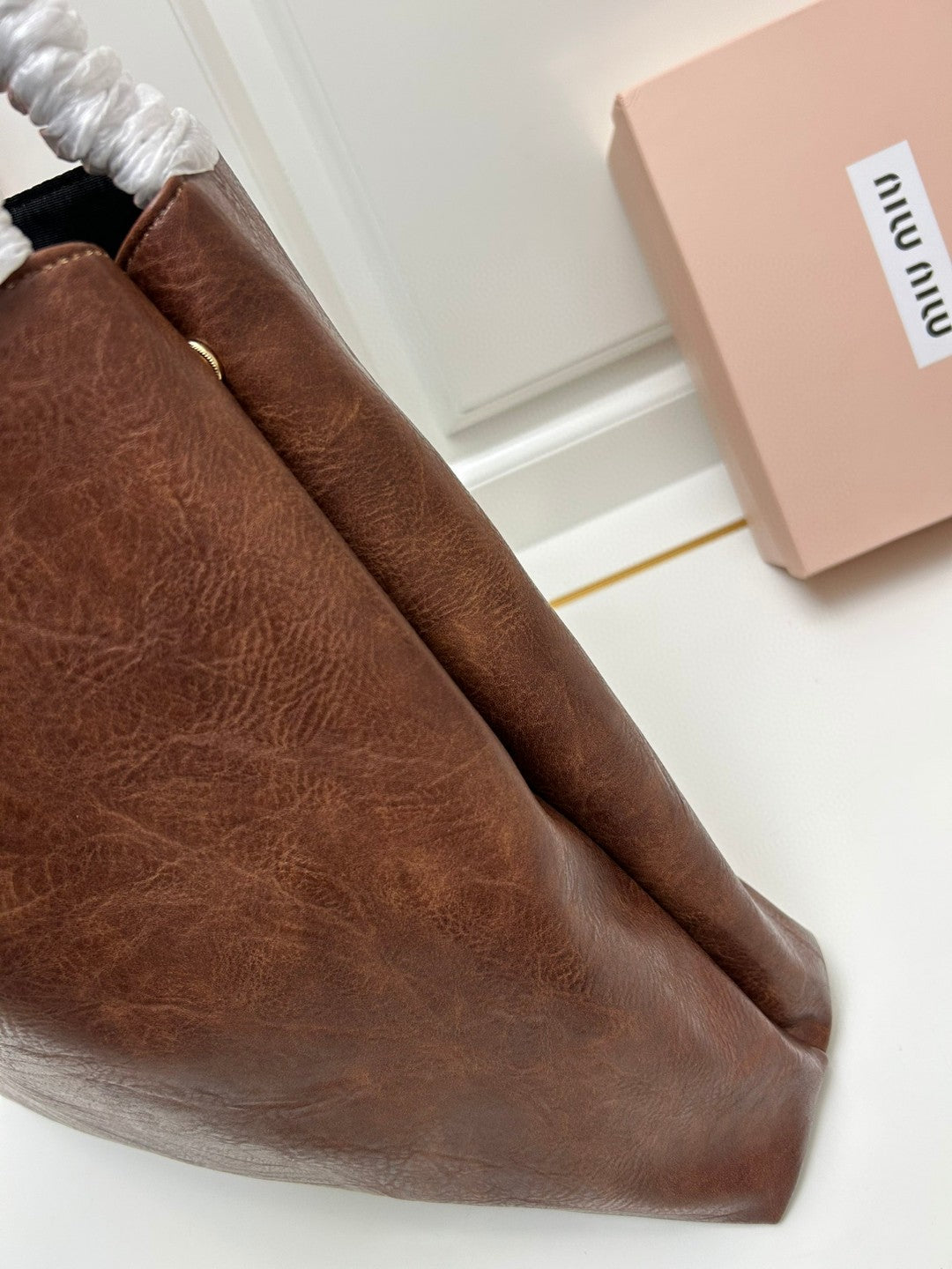 1XC379BDE Stylish leather bag 