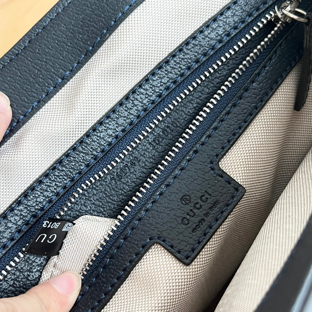 155NB50BDE Stylish leather bag