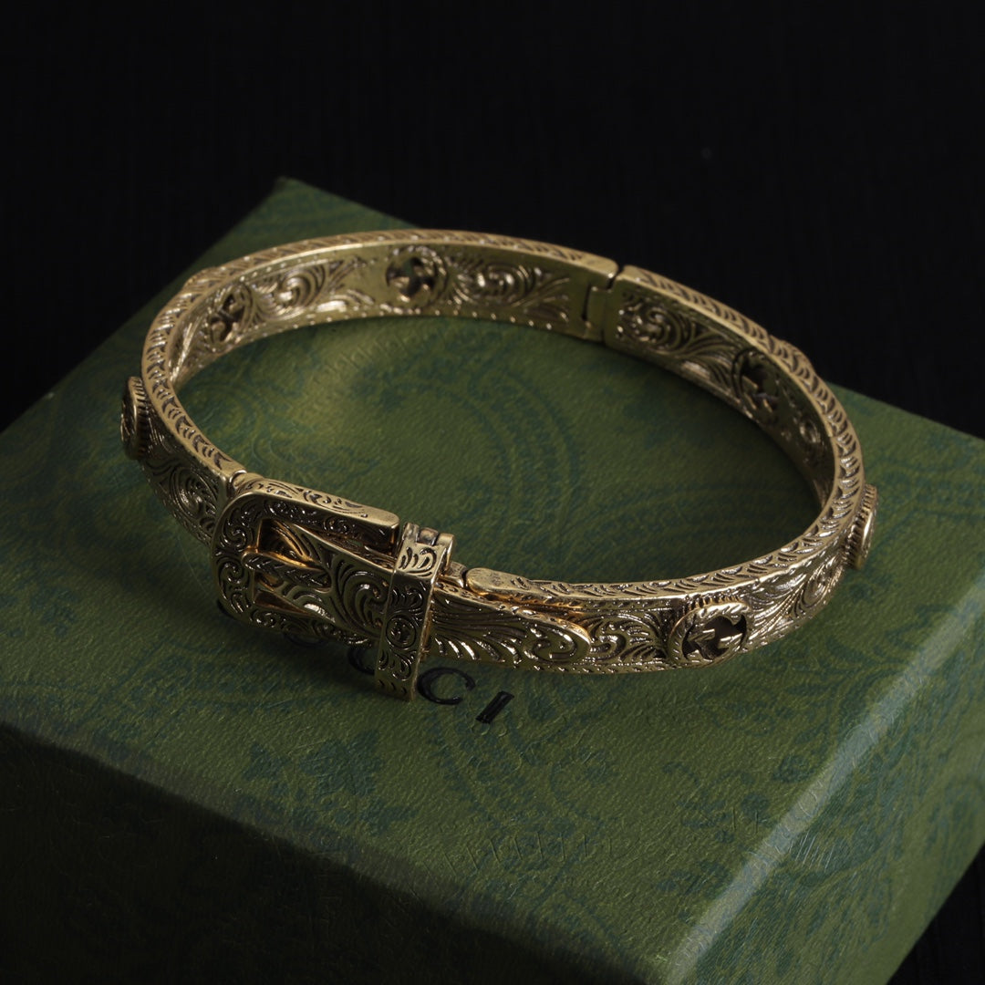 14B396KDE Stylish Bracelets