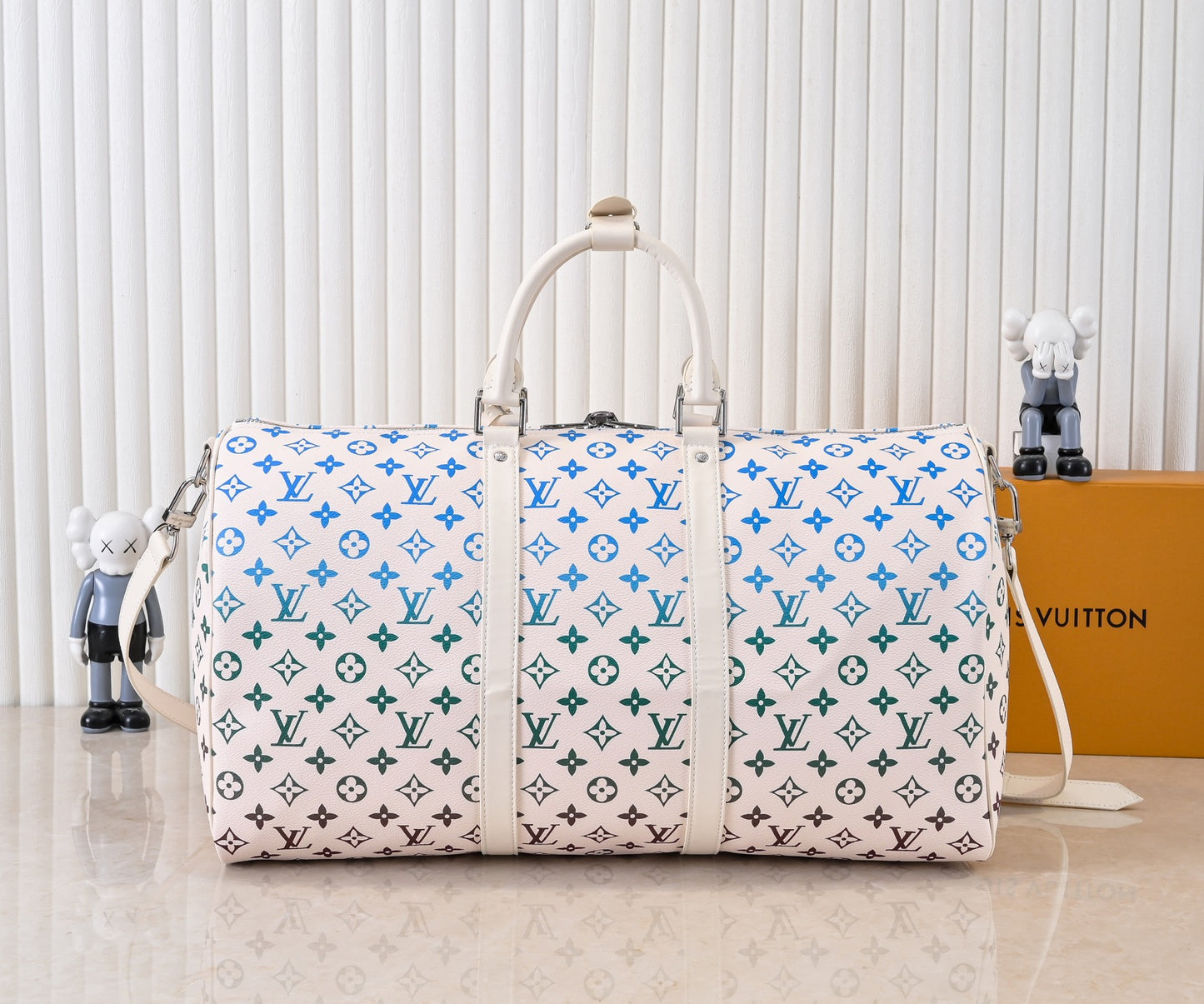 155NE41BDE Stylish leather luggage bags