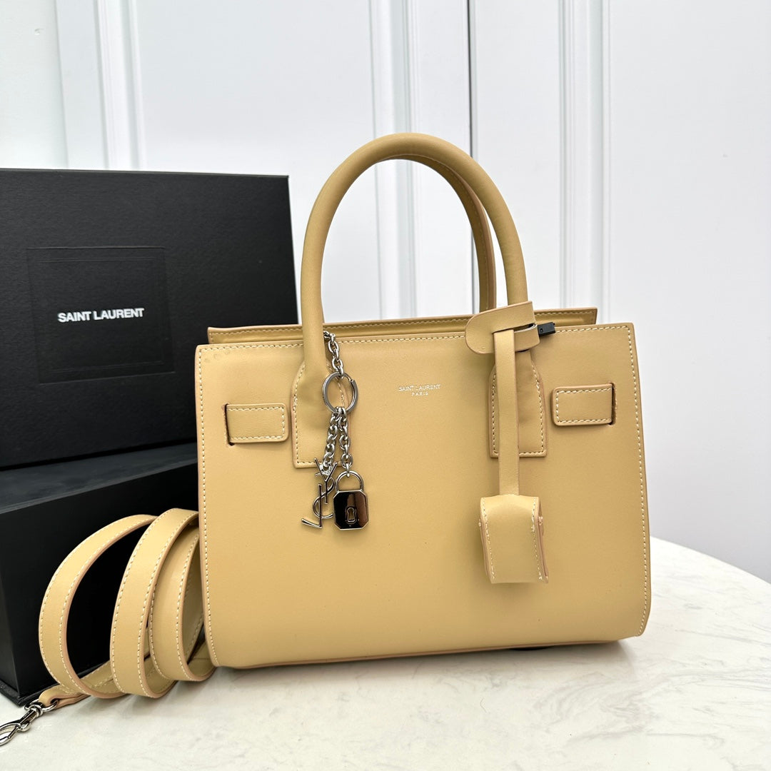 1XSL269BDE Stylish leather bag 