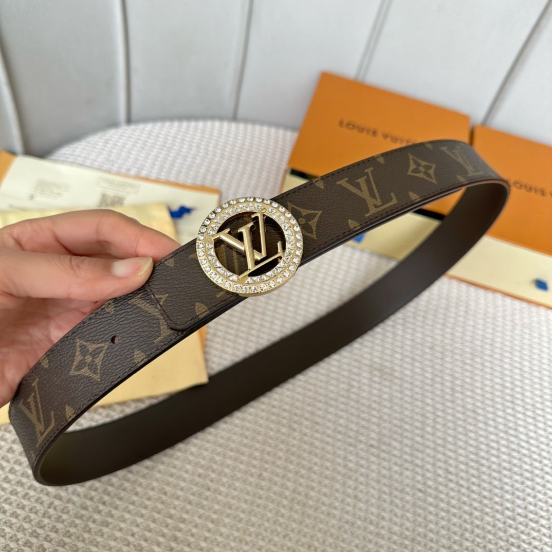 14E128PDE Stylish  High quality belt With full package