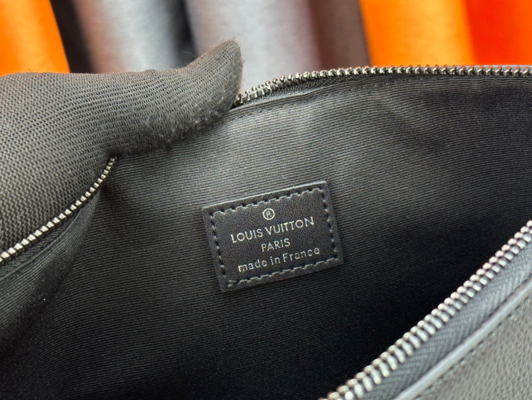 1XE399BDE Stylish leather bag