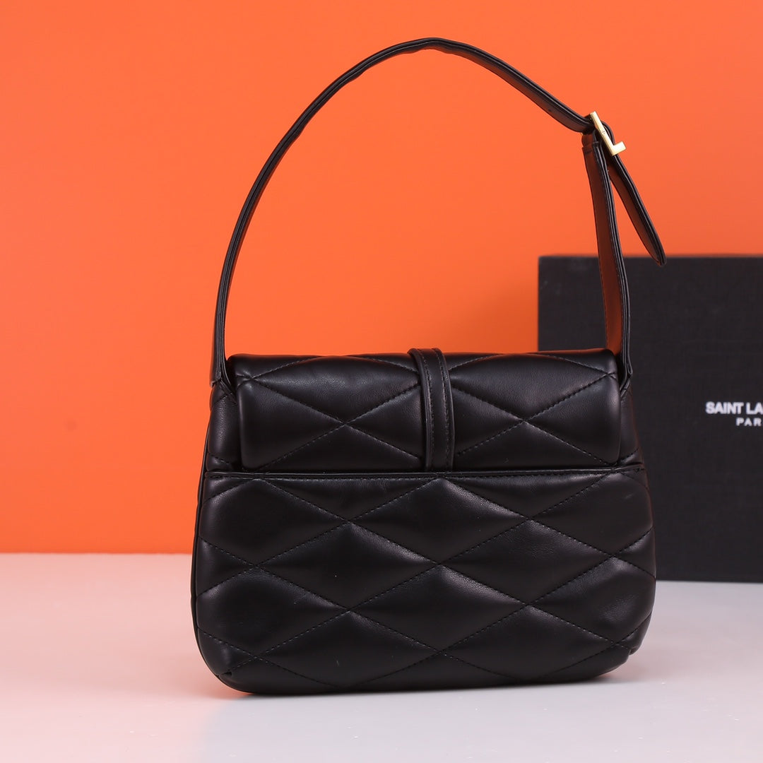 1XSL100BDE Stylish leather bag 