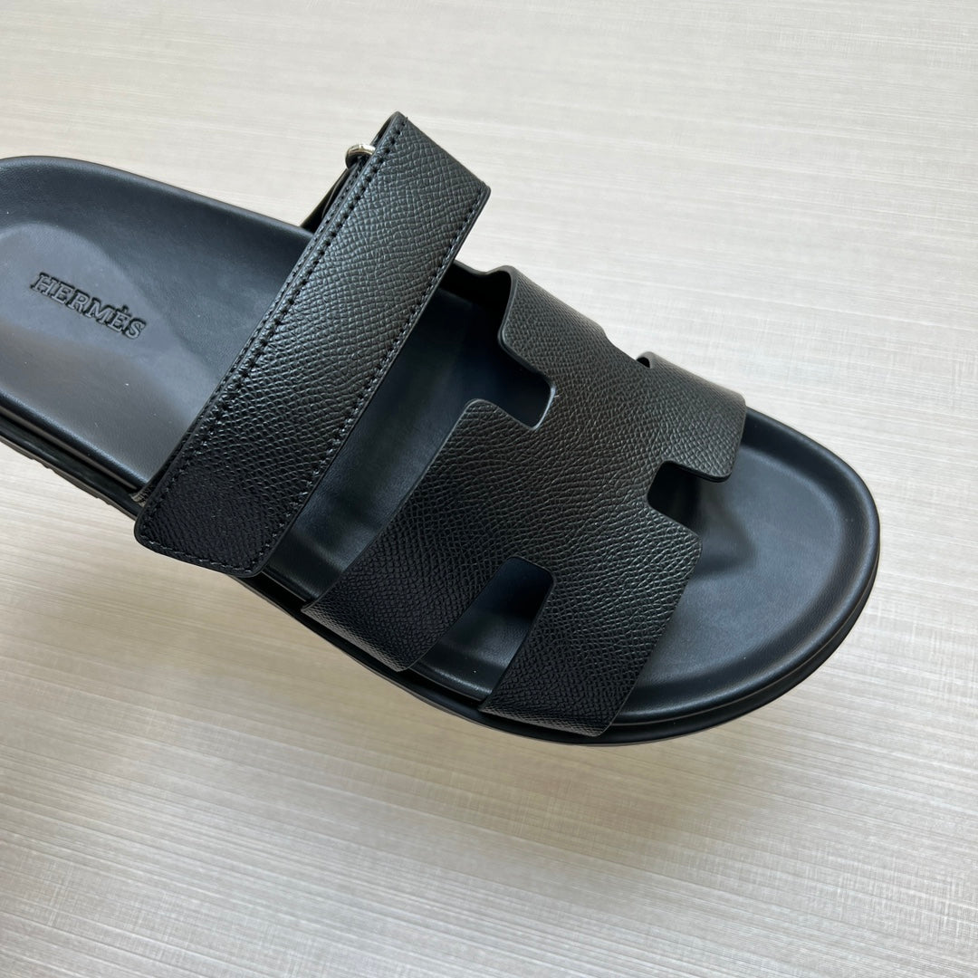 54H1ZDE Stylish slippers