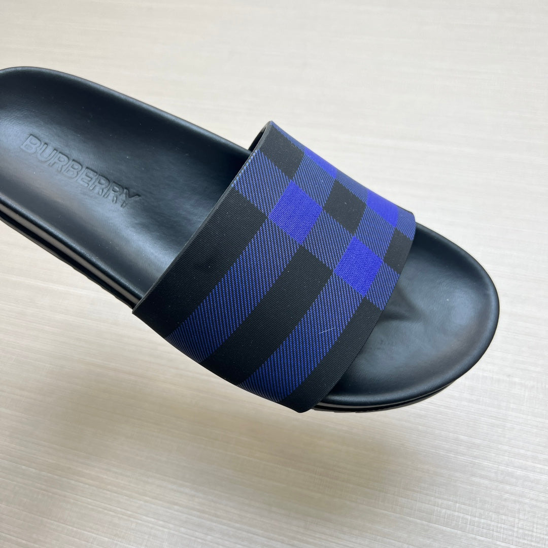 54R119ZDE Stylish slippers