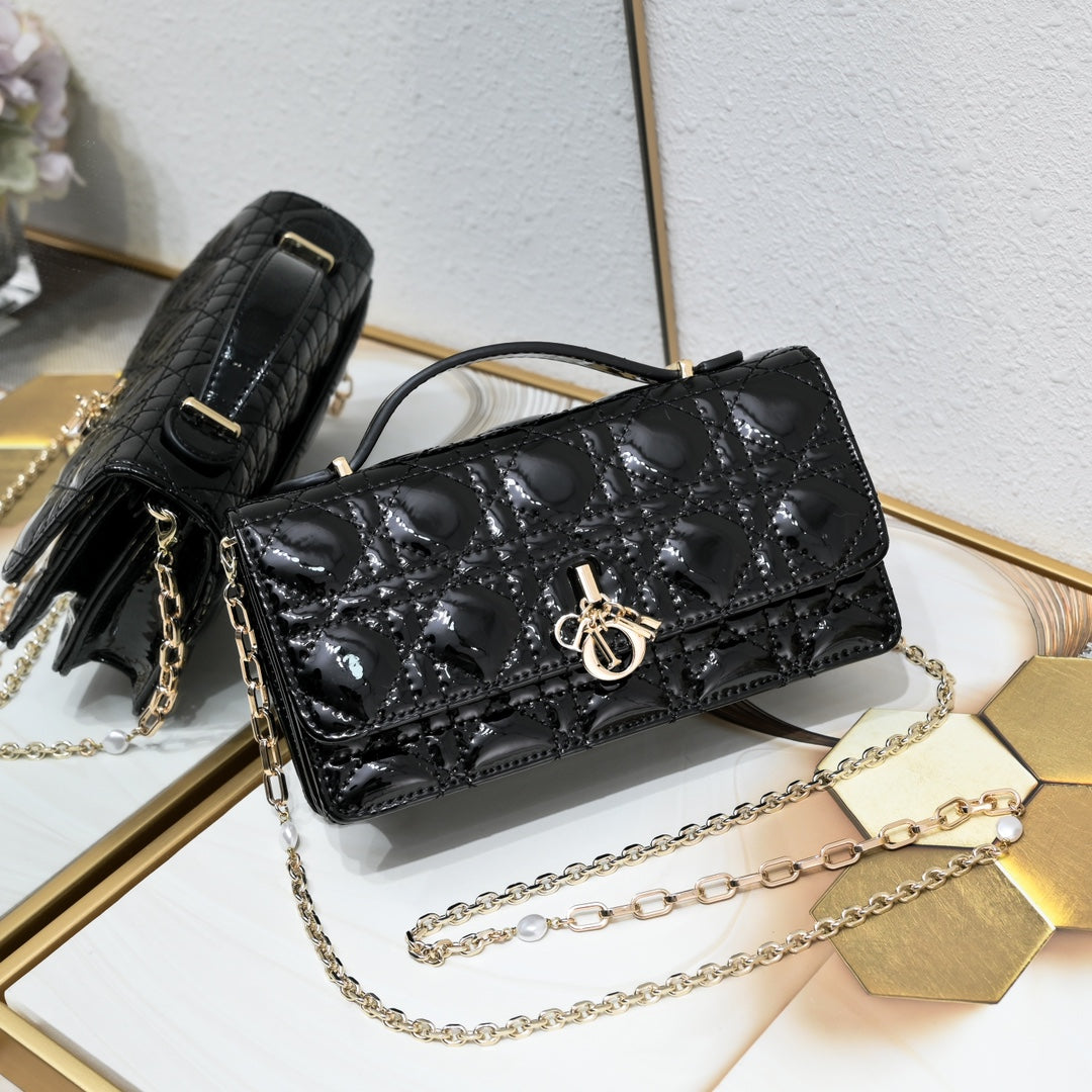 2XD360BDE Stylish leather bag 