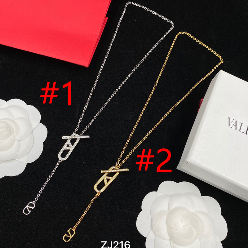 1YVL76XDE Stylish Necklaces