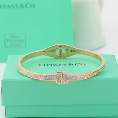BT100KDE Stylish Bracelets