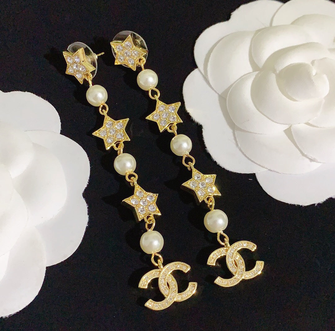 1YC302EDE Stylish Earrings