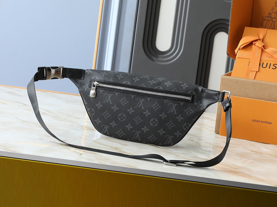 15RE35BDE Stylish leather bag