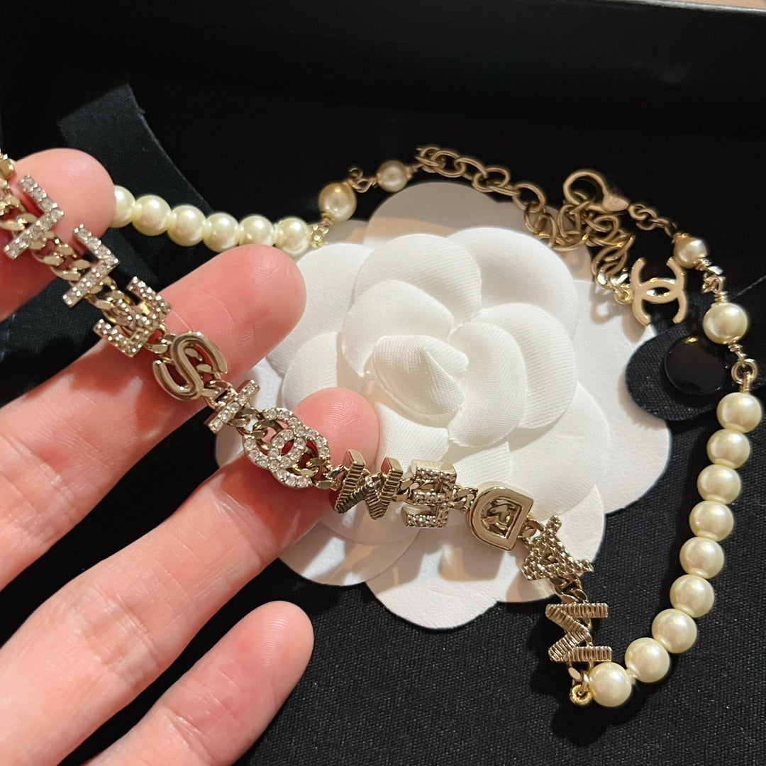 14C711KDE Stylish Necklaces