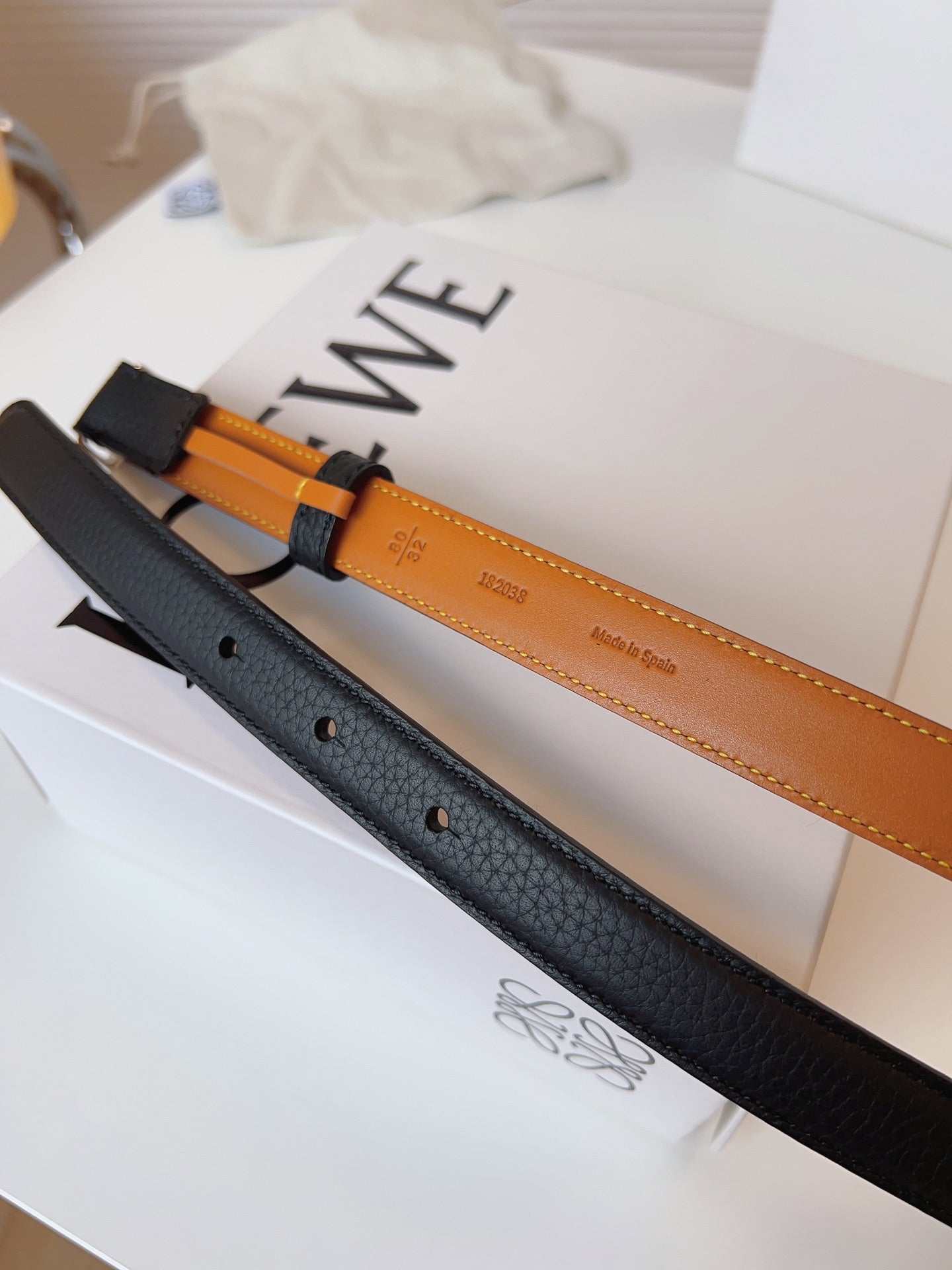155RA227PDE Stylish  High quality belt With full package