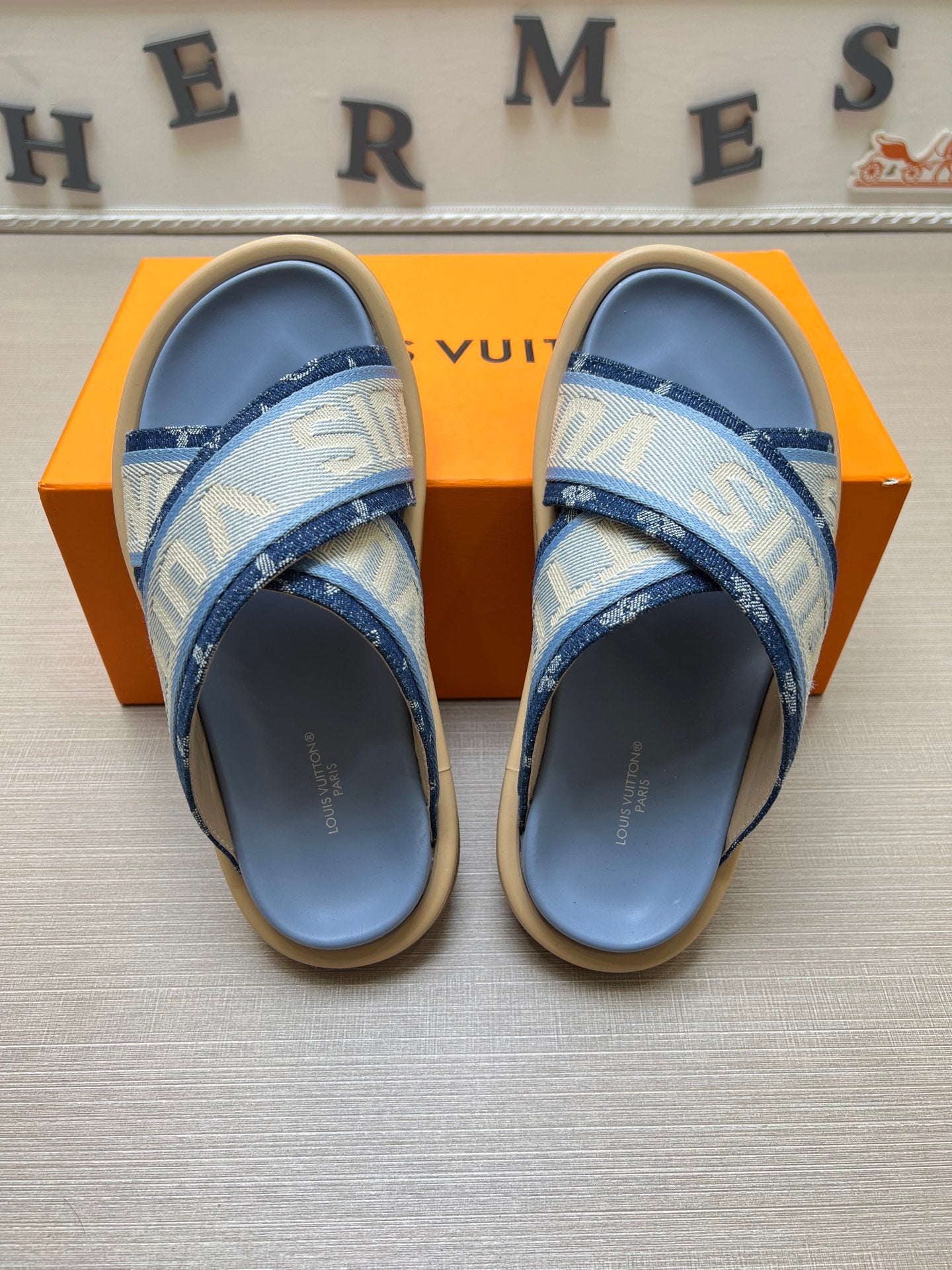 535ZE272ZDE Stylish Slippers